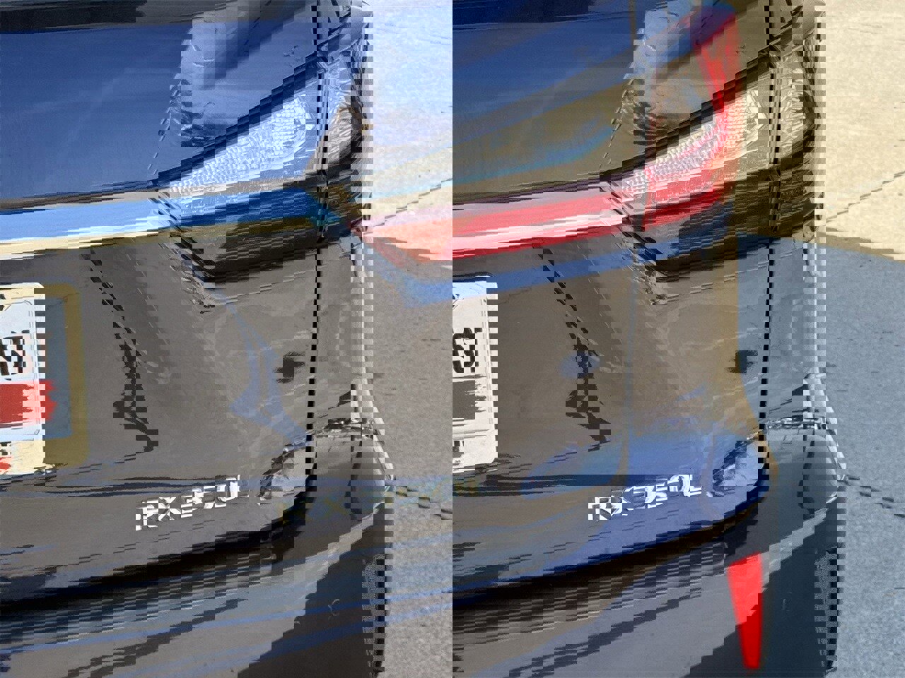 Used 2018 Lexus RX 350L FWD image 8