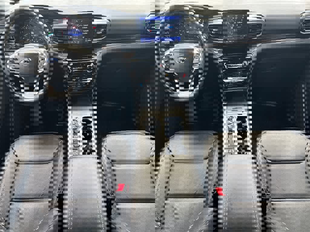 Certified 2022 Ford Explorer Limited w/ Hybrid Equipment Group 310A image 21