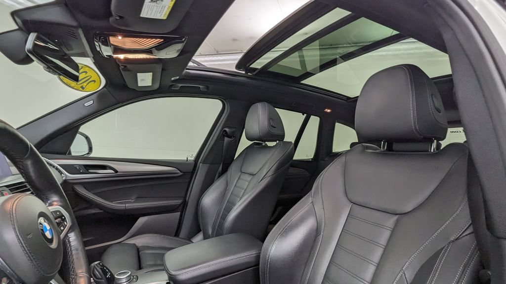 Used 2020 BMW X3 xDrive30i w/ Storage Compartement Package AWD/4WD image 3