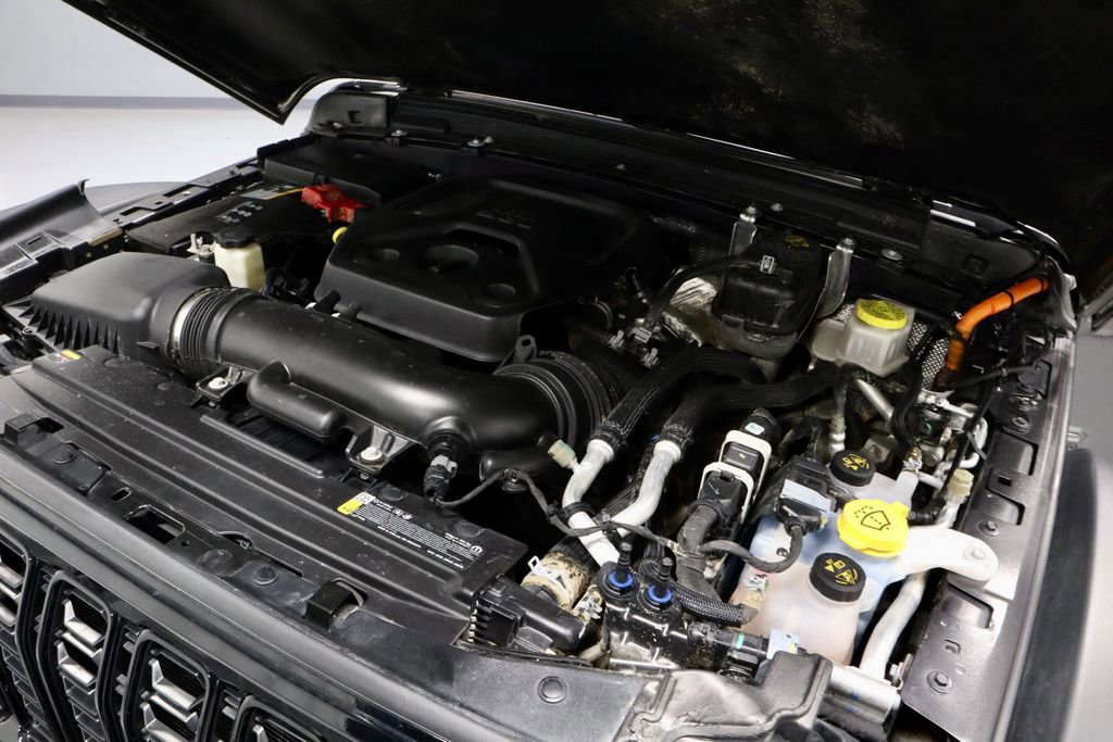 Used 2025 Jeep Wrangler Unlimited Sport S 4xe image 15