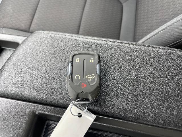 Used 2022 Chevrolet Silverado 1500 LT AWD/4WD image 40