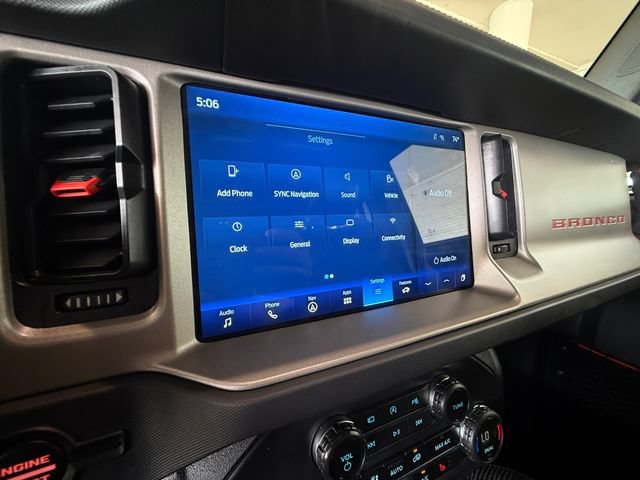 Certified 2024 Ford Bronco Raptor w/ Interior Carbon Fiber Pack 6 AWD/4WD image 21