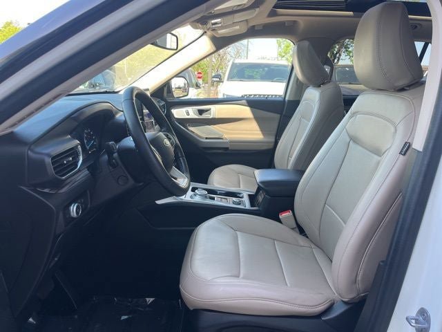 Certified 2023 Ford Explorer Limited w/ Limited Technology Package AWD/4WD image 25