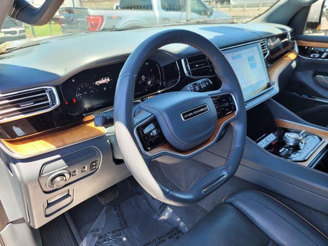 Used 2022 Jeep Grand Wagoneer Series II w/ Convenience Group III AWD/4WD image 12