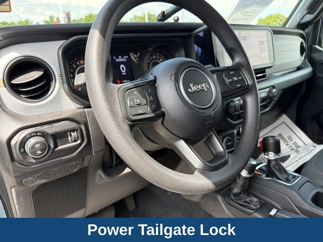 Used 2024 Jeep Gladiator Sport AWD/4WD image 12