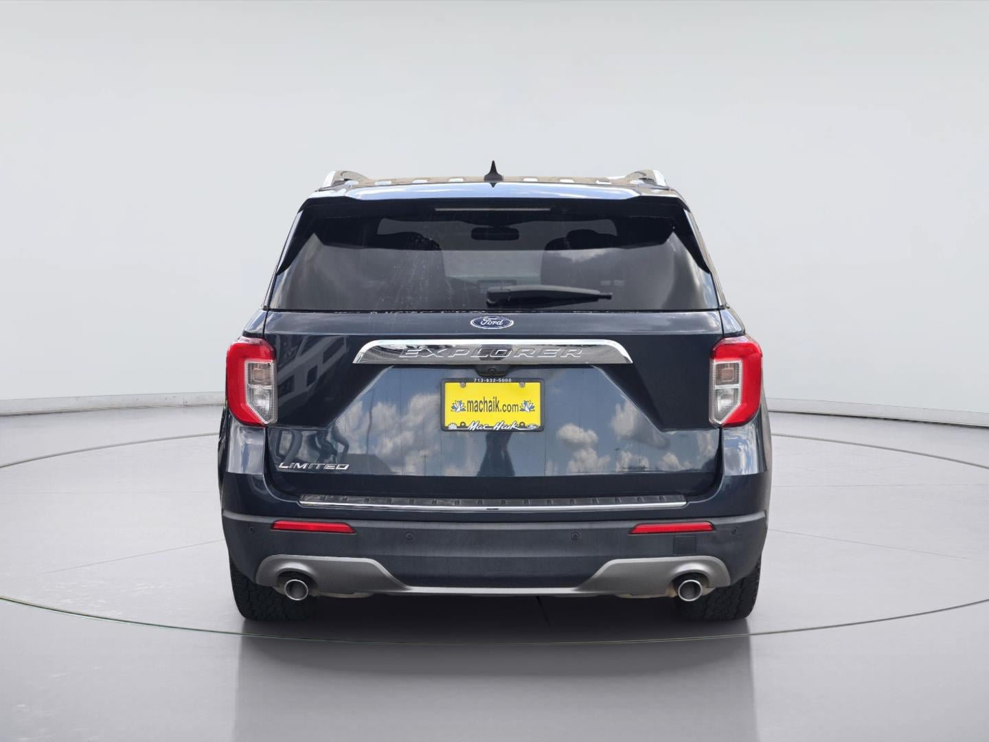 Certified 2022 Ford Explorer Limited w/ Equipment Group 301A RWD image 7