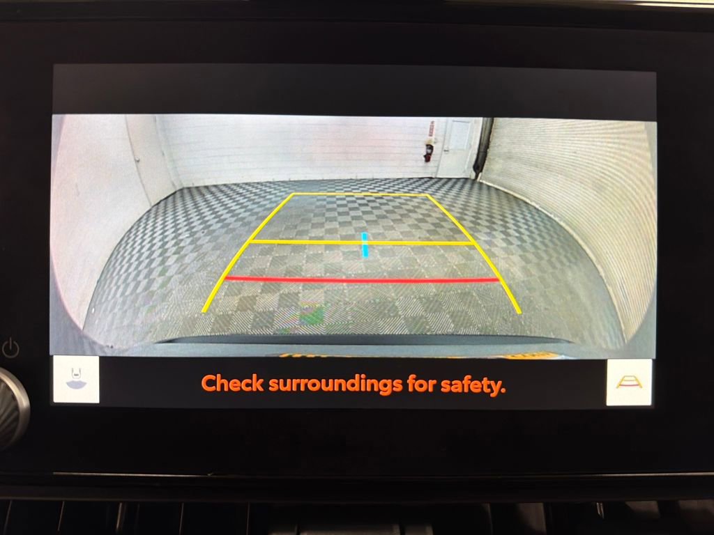 Used 2023 Toyota RAV4 XLE image 25