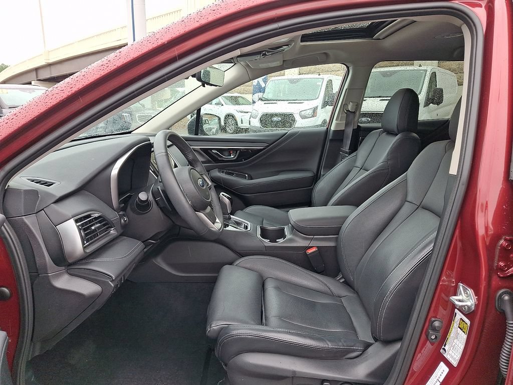 Used 2023 Subaru Outback Touring AWD/4WD image 14