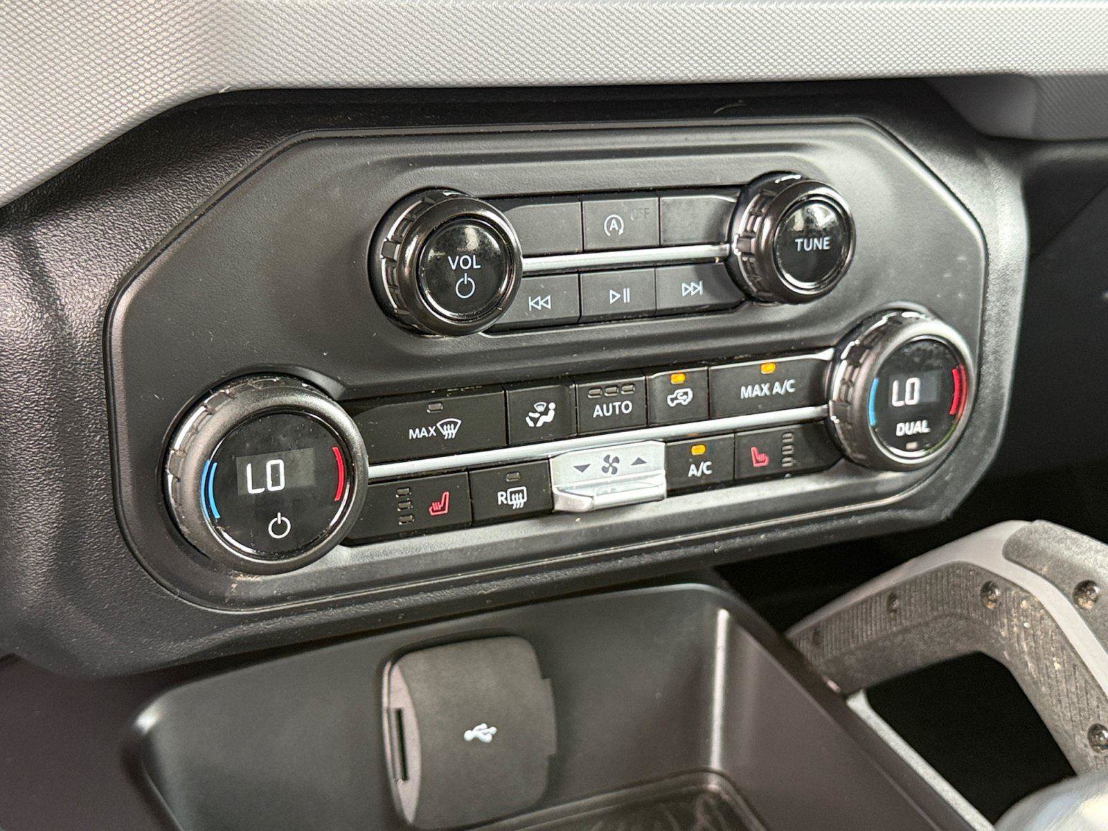 Certified 2024 Ford Bronco Big Bend AWD/4WD image 26