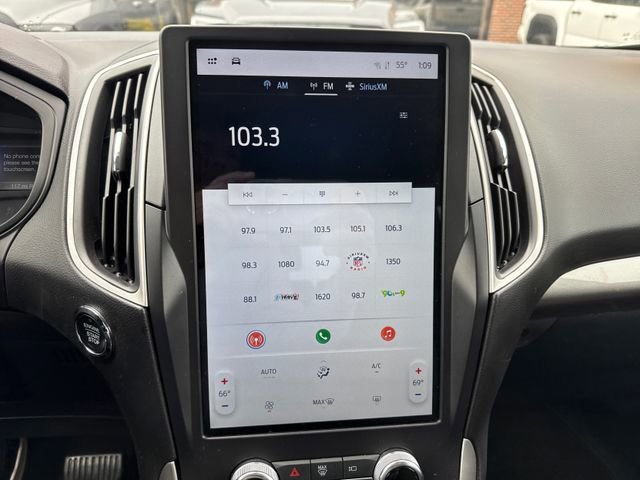 Certified 2024 Ford Edge SE image 18