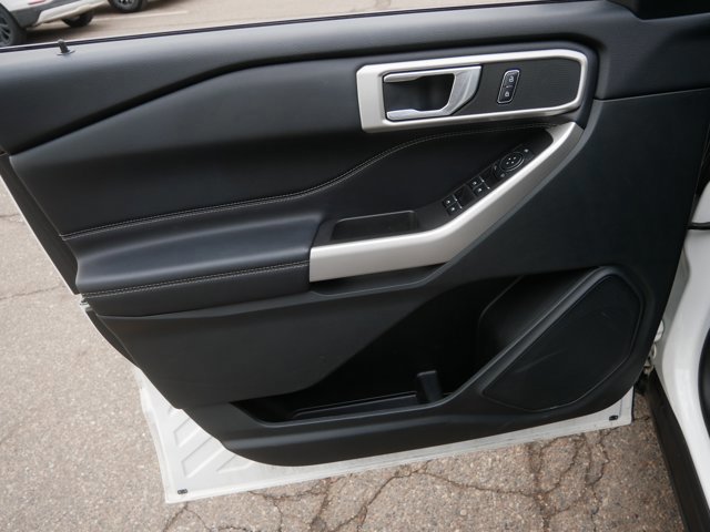 Certified 2023 Ford Explorer XLT w/ Equipment Group 202A image 12