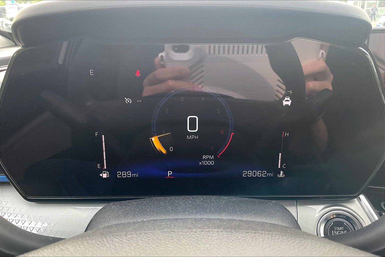 Used 2025 Chevrolet Trax LT FWD image 19