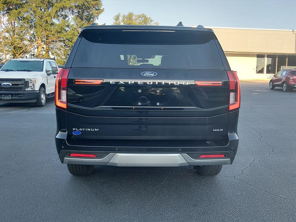 Certified 2025 Ford Expedition Max Platinum w/ Driver's Package AWD/4WD image 5