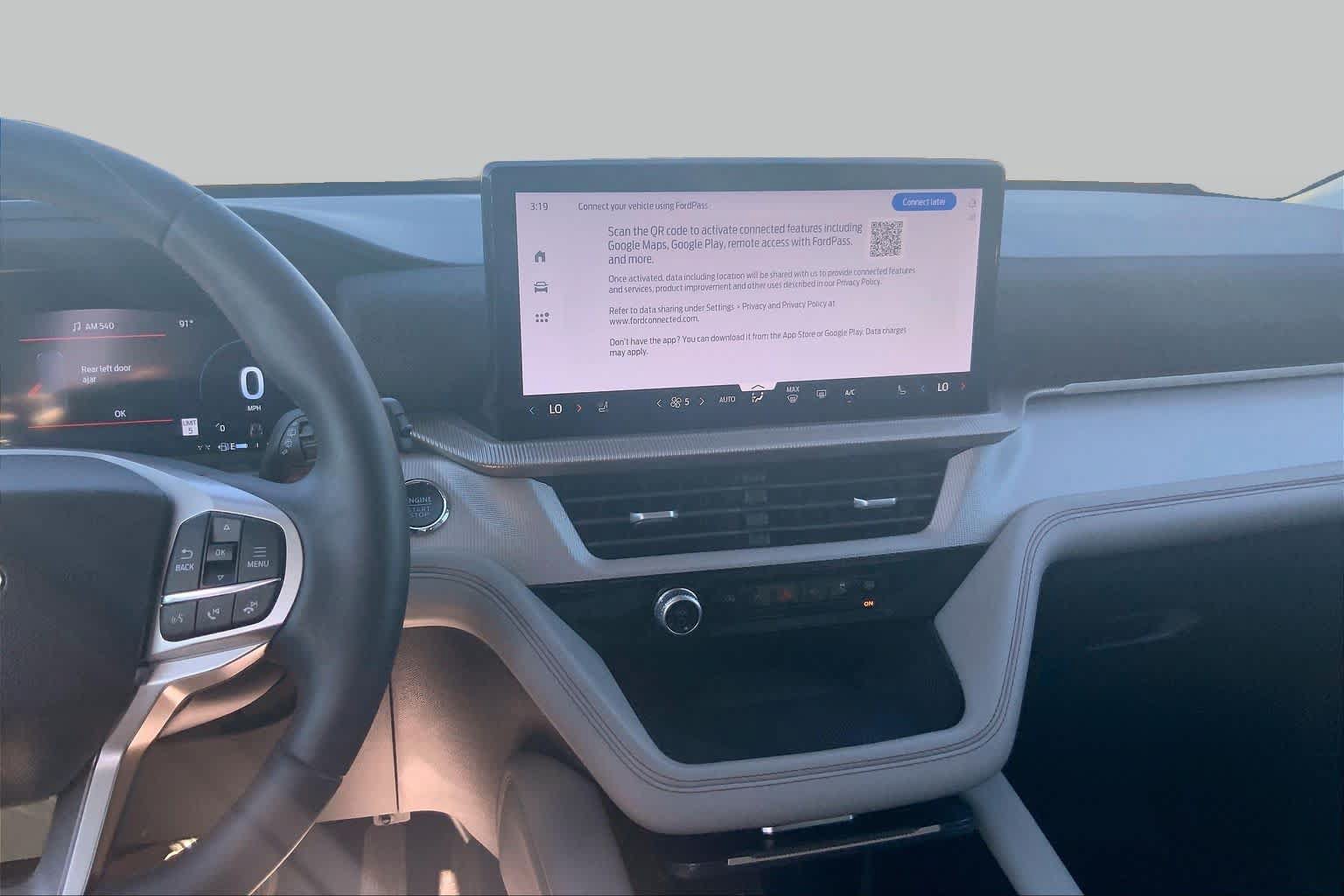 Certified 2025 Ford Explorer Active w/ Active Comfort Package RWD image 7
