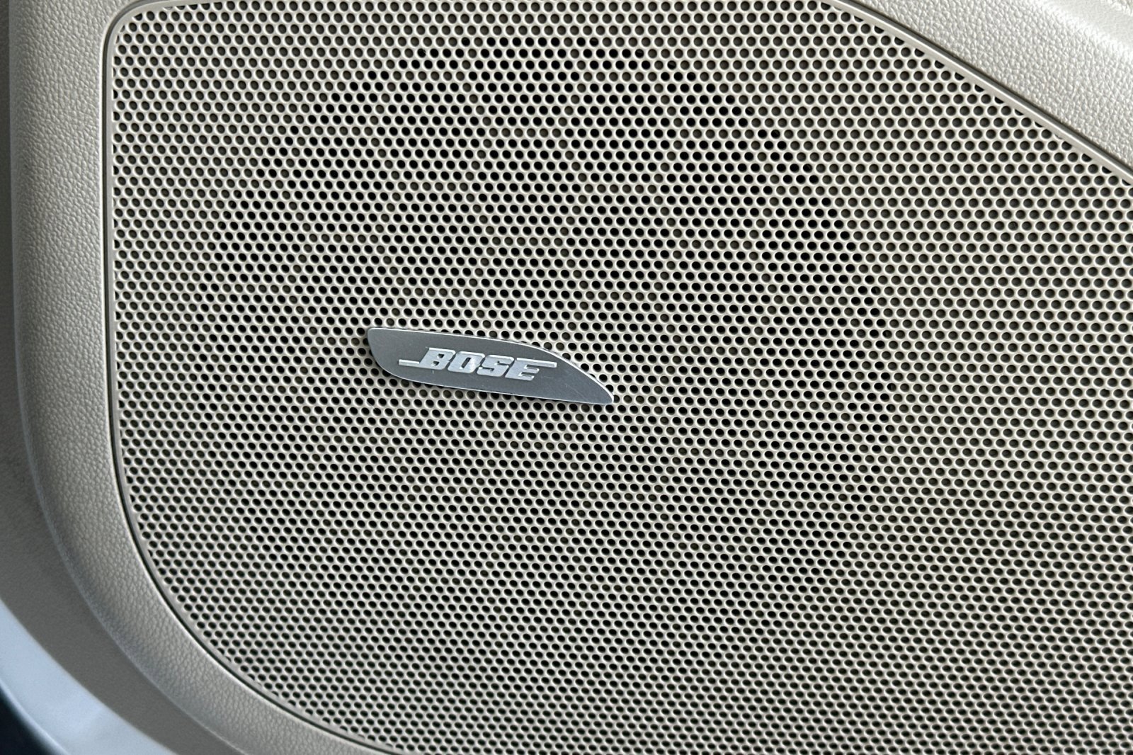 Used 2017 Buick LaCrosse Essence w/ Sights and Sounds Package image 19