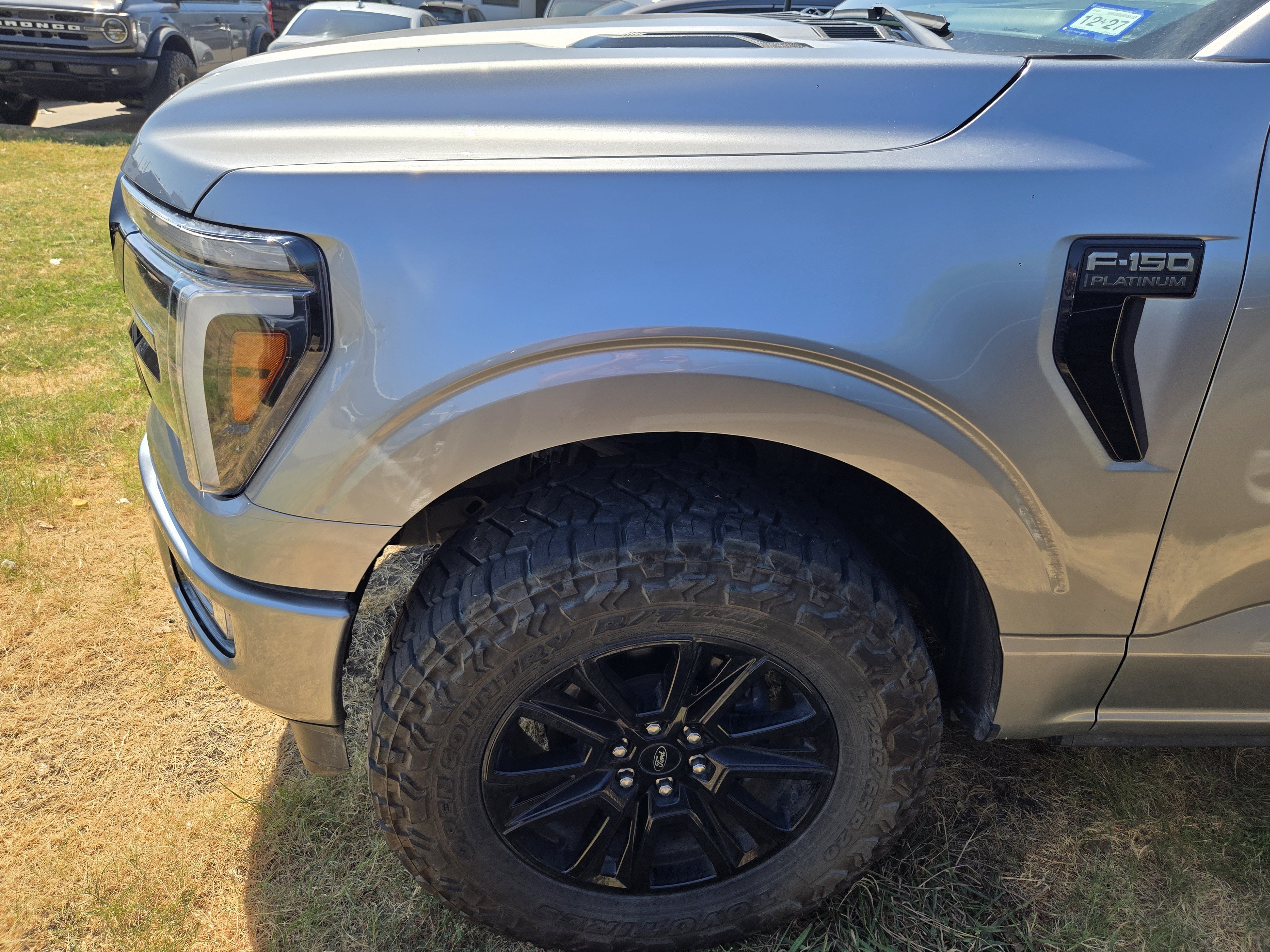 Certified 2025 Ford F150 Platinum w/ Equipment Group 702A High AWD/4WD image 8