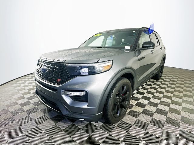 Certified 2023 Ford Explorer ST w/ Equipment Group 401A image 7