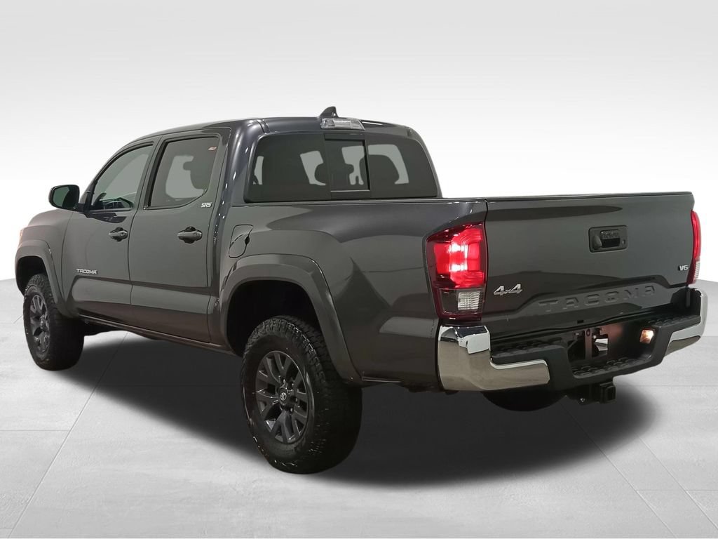 Used 2023 Toyota Tacoma SR5 AWD/4WD image 7