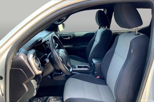 Used 2023 Toyota Tacoma TRD Off-Road AWD/4WD image 9