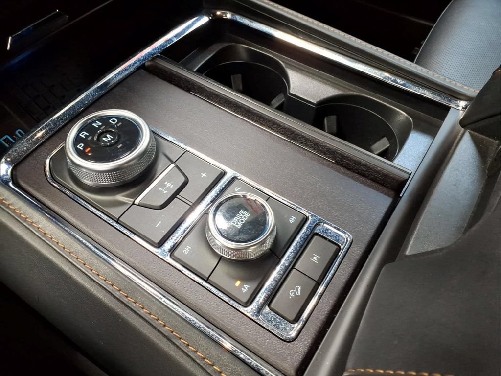 Certified 2023 Ford Expedition Platinum AWD/4WD image 16