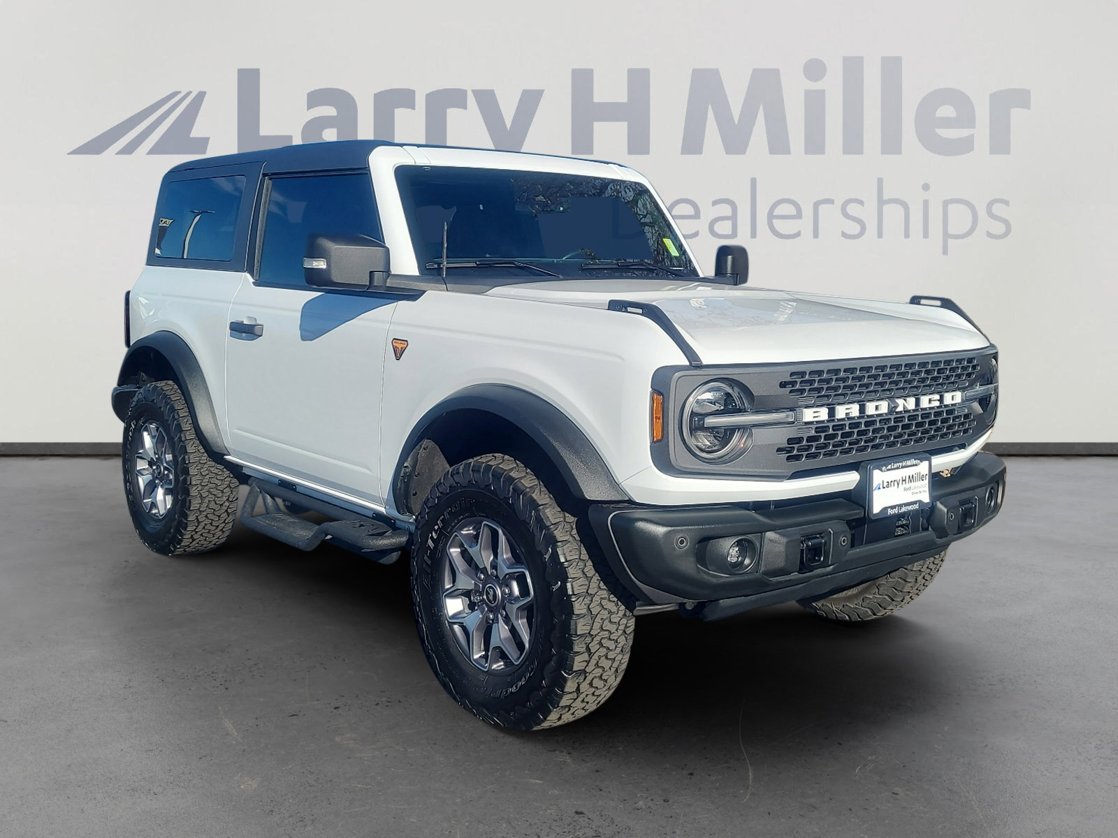 Certified 2023 Ford Bronco Badlands image 7
