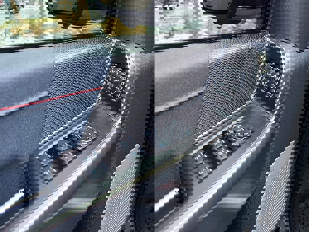 Certified 2022 Ford F150 Raptor w/ Raptor 37 Performance Package image 27