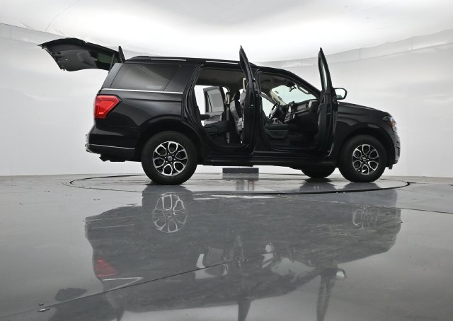 Certified 2024 Ford Expedition XLT AWD/4WD image 57