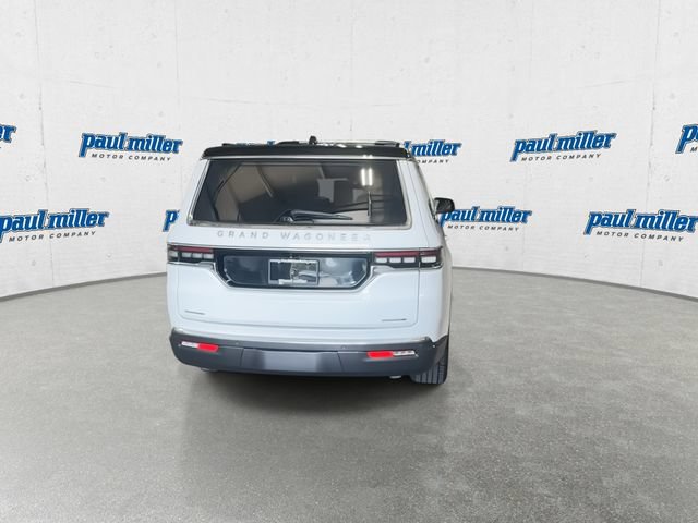Used 2022 Jeep Grand Wagoneer Series III AWD/4WD image 9