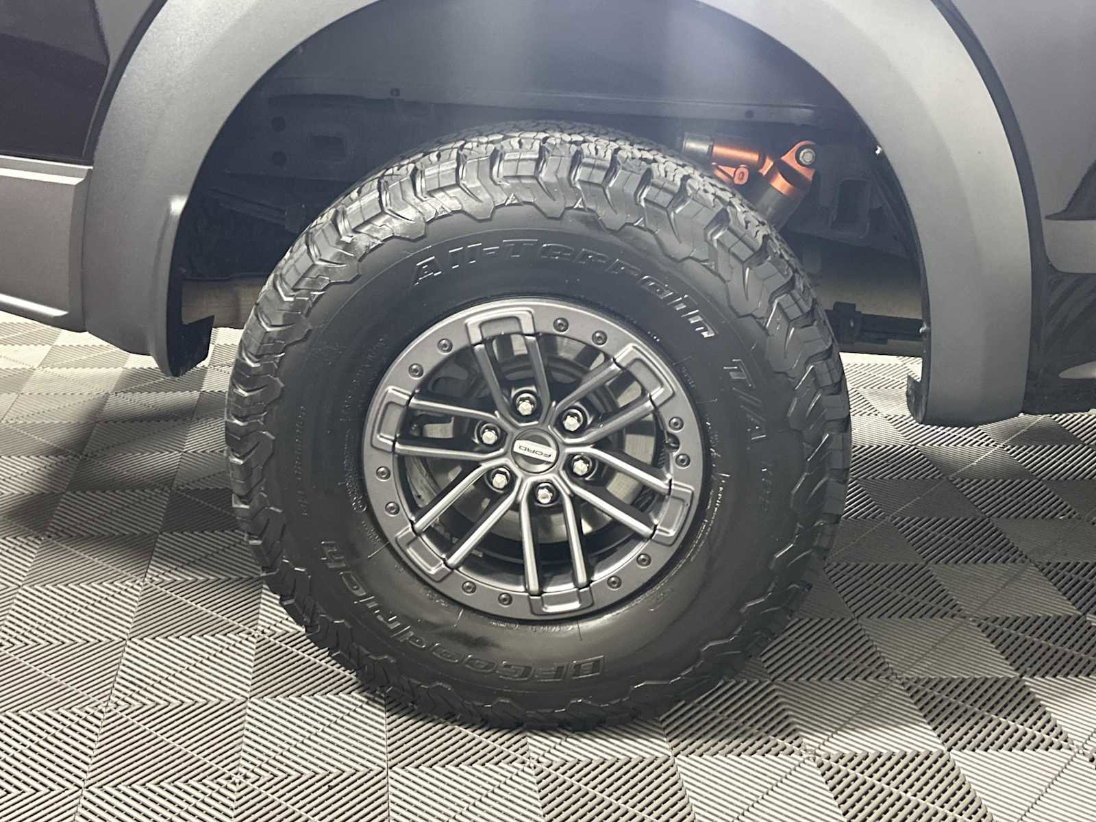 Certified 2019 Ford F150 Raptor w/ Equipment Group 802A Luxury AWD/4WD image 18