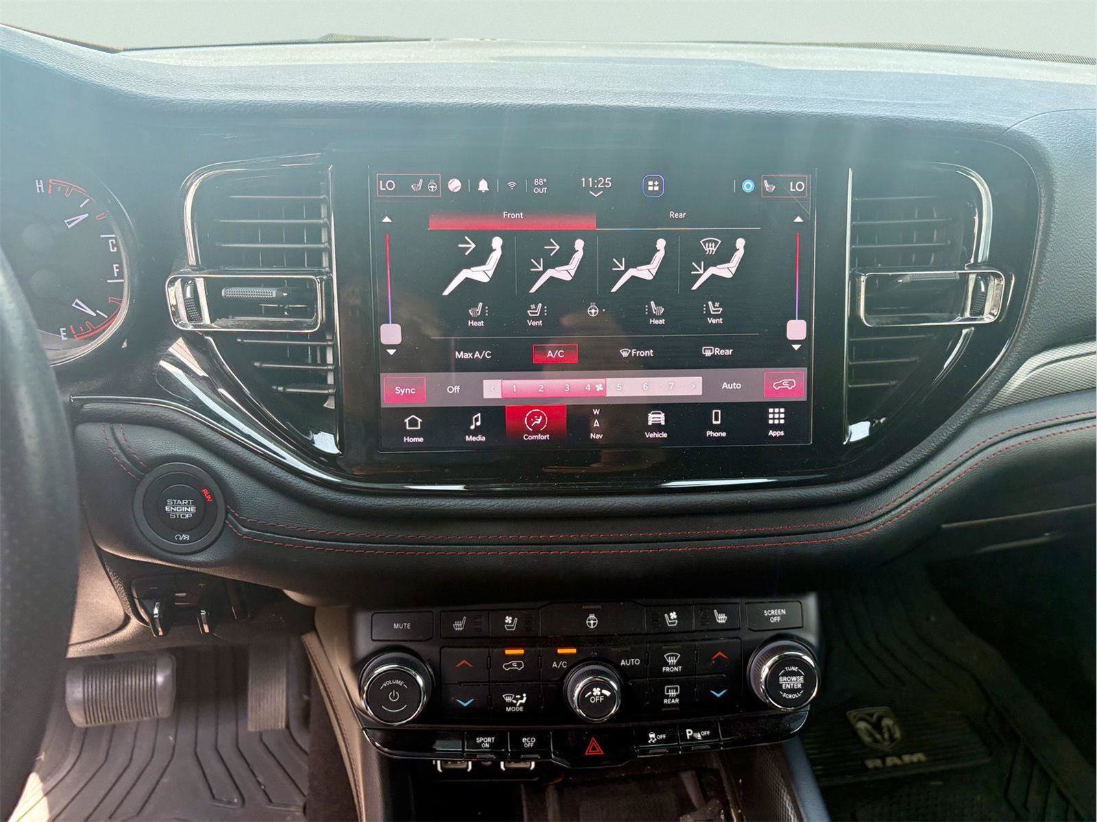 Used 2023 Dodge Durango R/T RWD image 13