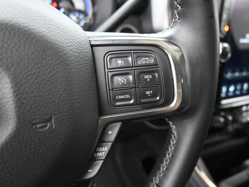 Used 2021 RAM 2500 Limited image 32