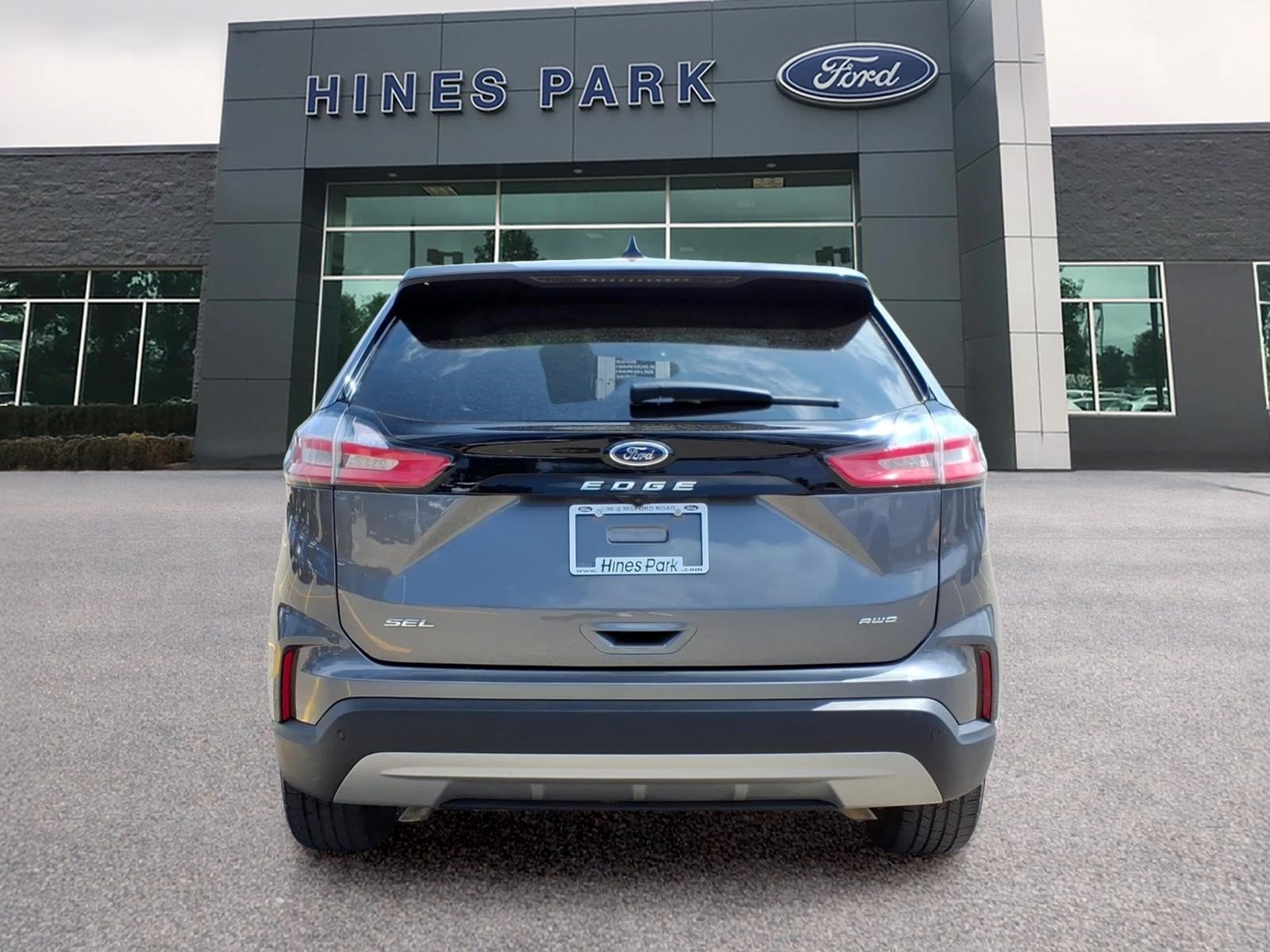 Certified 2024 Ford Edge SEL w/ Convenience Package AWD/4WD image 6