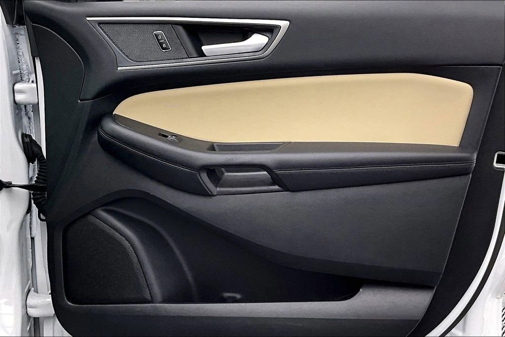 Certified 2024 Ford Edge SEL w/ Convenience Package image 24