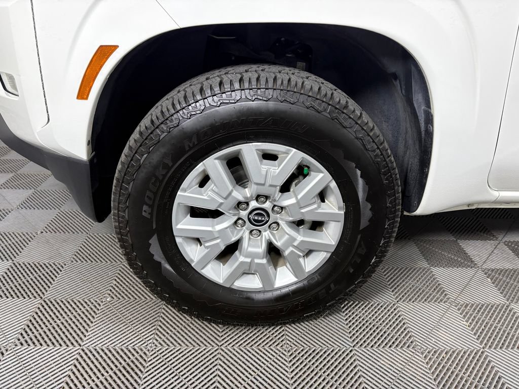 Used 2024 Nissan Frontier SV w/ SV Convenience Package AWD/4WD image 11
