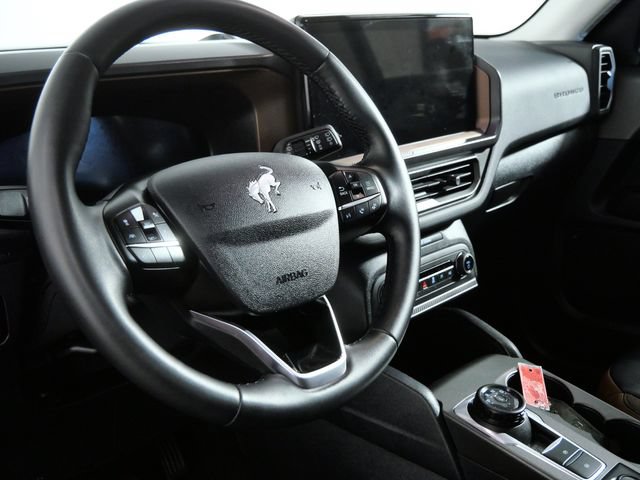 Certified 2025 Ford Bronco Sport Outer Banks w/ Outer Banks Tech Package+ AWD/4WD image 18