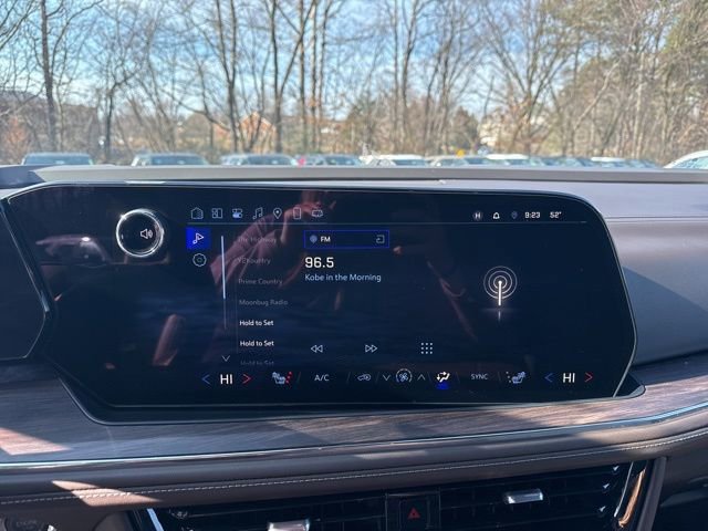 Used 2025 Chevrolet Tahoe Z71 w/ Comfort Package image 16