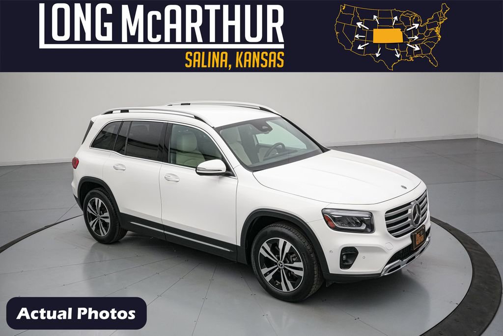 Used 2025 Mercedes-Benz GLB 250 4MATIC image 1