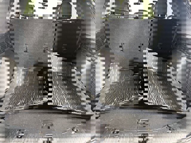 Certified 2022 Ford Escape Titanium w/ Class II Trailer Tow Package image 13