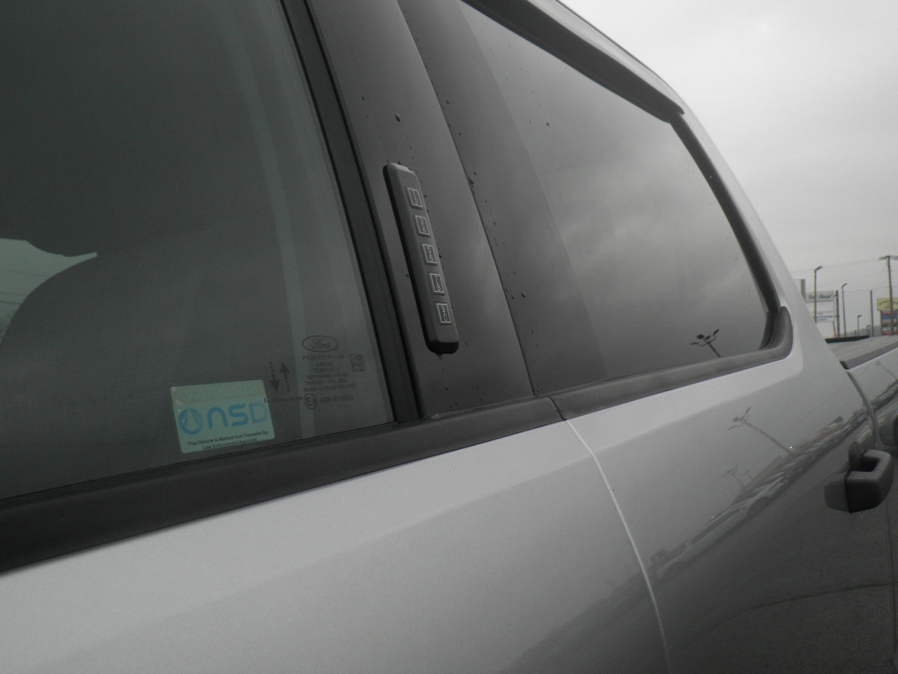 Certified 2024 Ford F350 XLT w/ Tremor Off-Road Package image 15