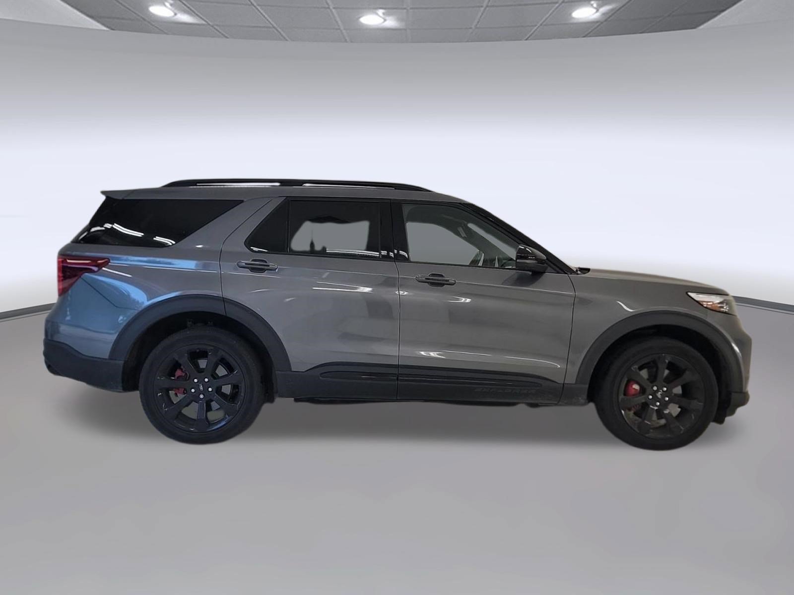 Certified 2023 Ford Explorer ST w/ Equipment Group 401A AWD/4WD image 6