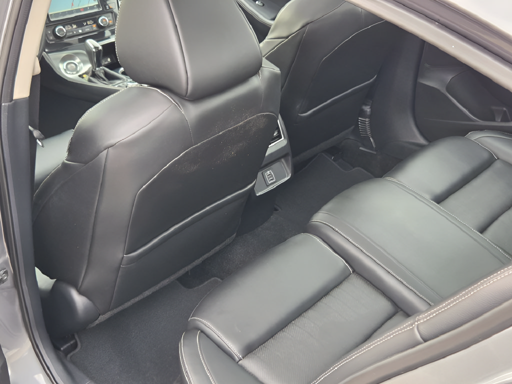 Used 2018 Nissan Maxima 3.5 SL FWD image 22