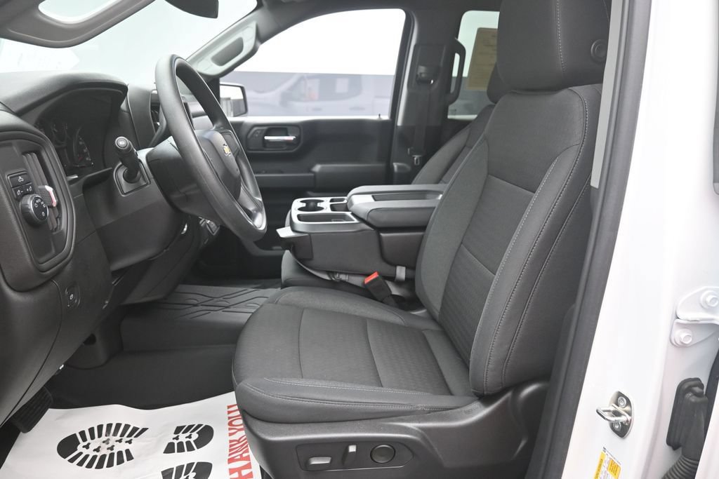 Used 2024 Chevrolet Silverado 1500 Custom RWD image 18