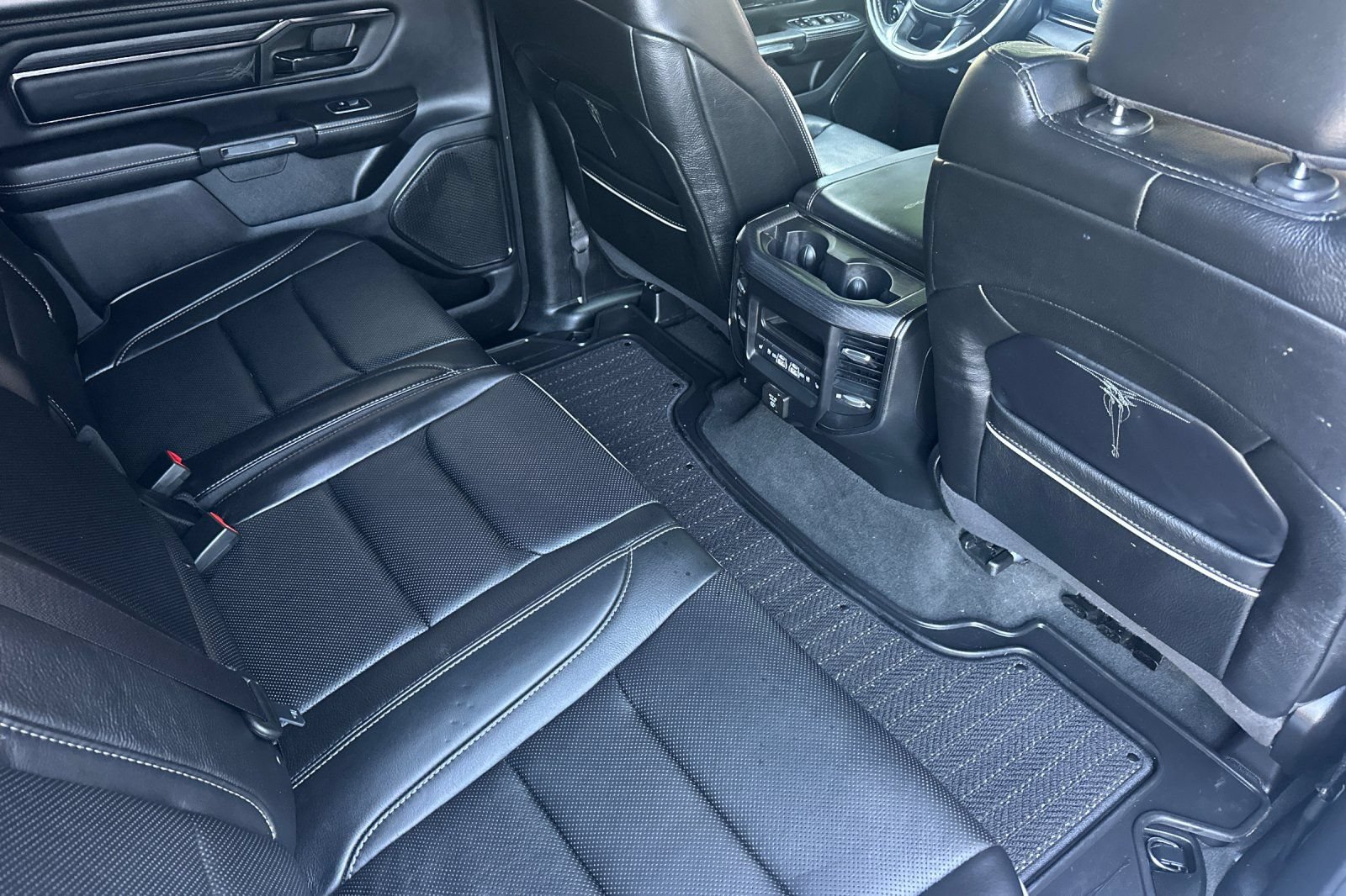 Used 2023 RAM 1500 Limited AWD/4WD image 17