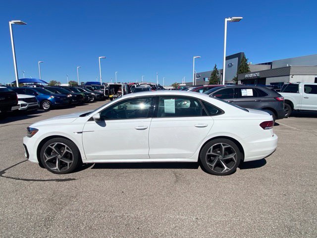 Used 2020 Volkswagen Passat 2.0T R-Line FWD image 8