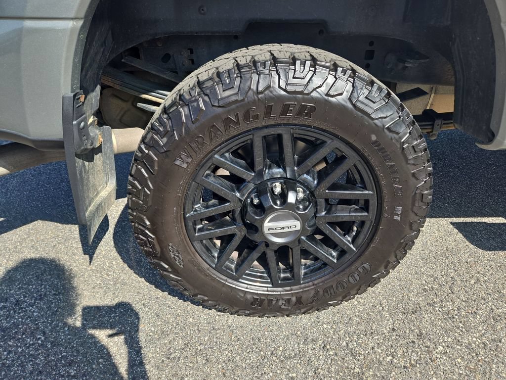 Certified 2020 Ford F350 Lariat AWD/4WD image 2