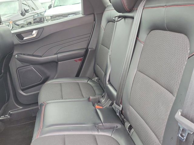 Certified 2023 Ford Escape ST-Line w/ Tech Pack #1 FWD image 17