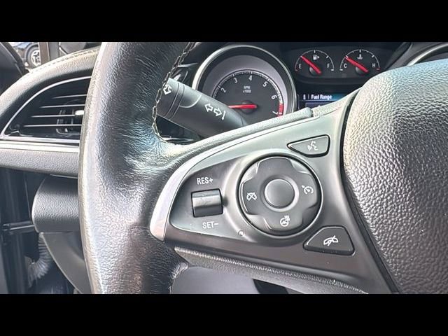 Used 2018 Buick Regal Essence FWD image 18