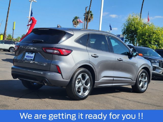 Certified 2024 Ford Escape ST-Line FWD image 4