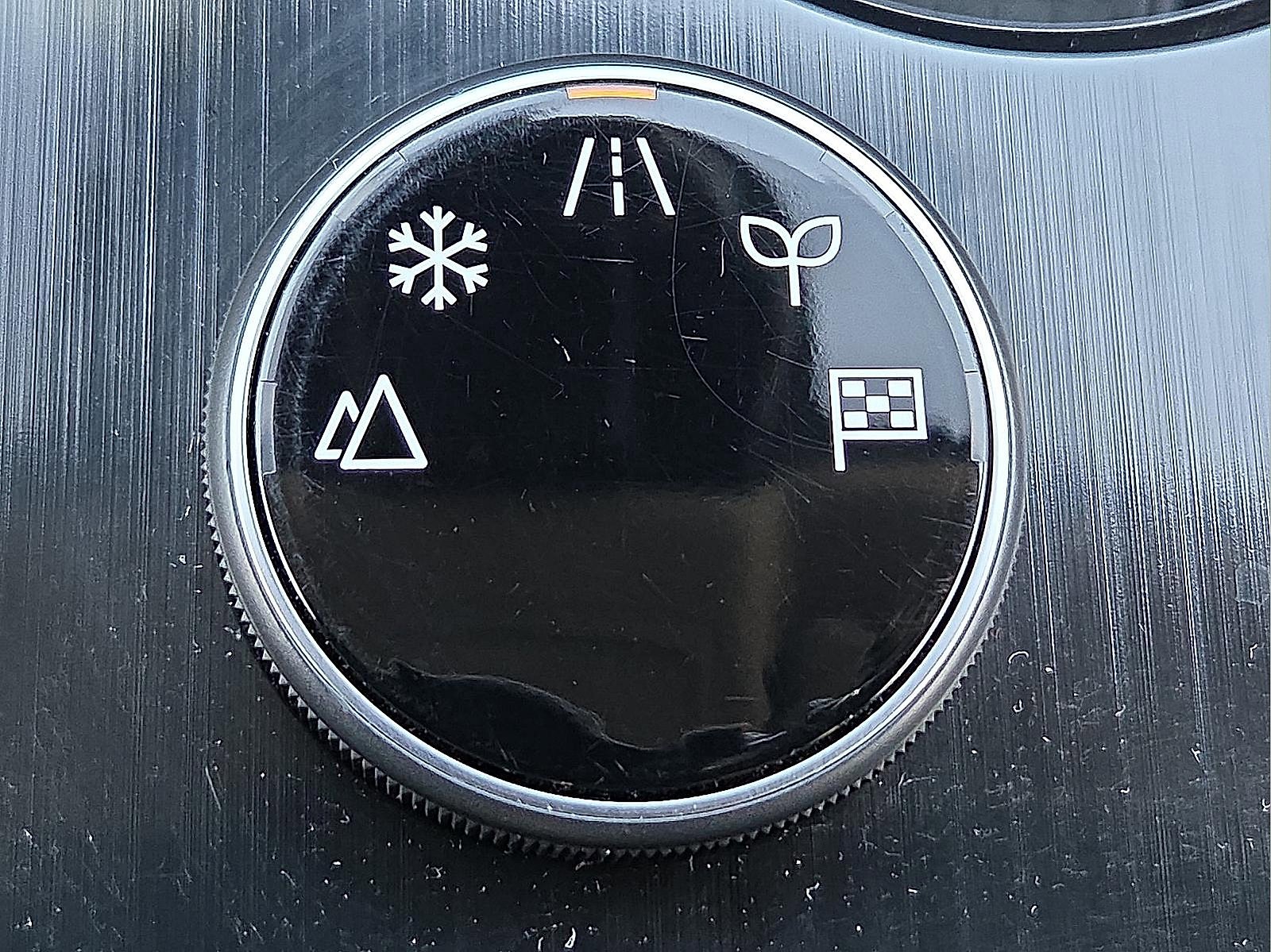 Used 2022 Nissan Rogue SV image 17