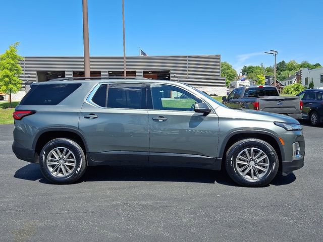 Used 2022 Chevrolet Traverse LT AWD/4WD image 7